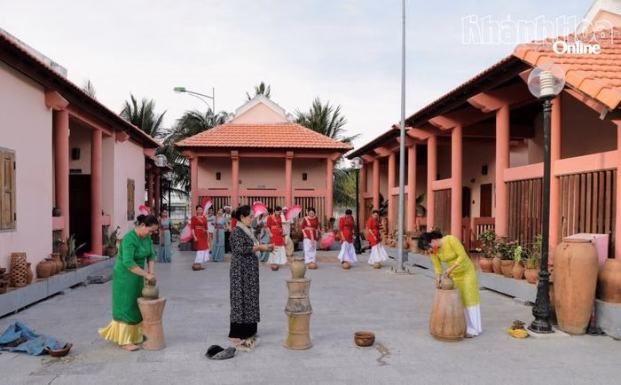 Bảo tồn giá trị văn hóa tại làng gốm Bàu Trúc.
