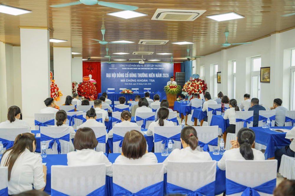 Toàn cảnh đại hội cổ đông của Công ty Cổ phần Đầu tư và Xây lắp Trường Sơn